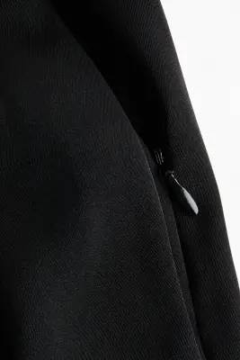 Pantalon en twill avec détail croisé - Noir — photo 5