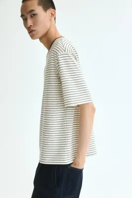 T-shirt boxy Relaxed Fit en coton - Crème/rayures marron — photo 4