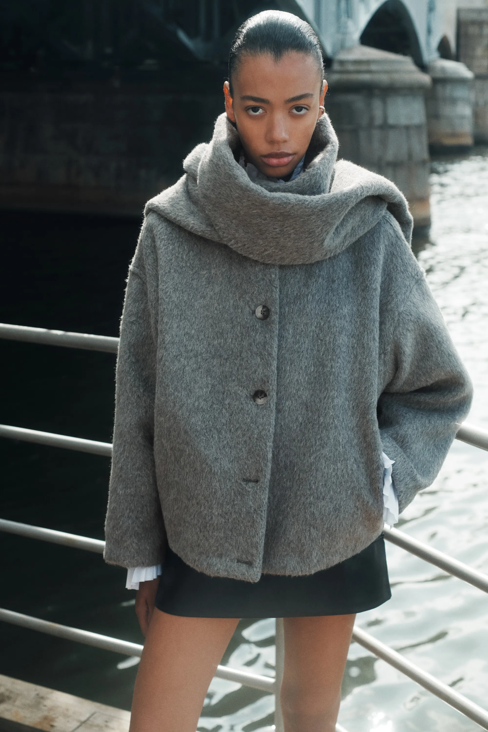 Veste brossée avec écharpe - Gris