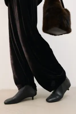 Bottines à talon en cuir - Noir — photo 2
