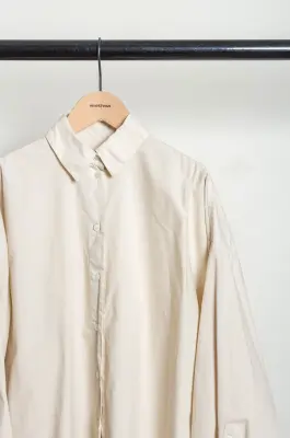 Everyday Shirts – GIORGIA 77DT1927 – BEIGE UNITO TINTO CAPO / GAR.DYED BEIGE PLAIN — photo 2