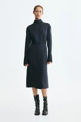 Open-back satin twill dress - Bleu foncé/rayé — photo 2