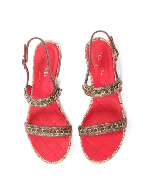 Sandales plates en cuir rouge, tweed kaki et chaîne dorée Prix boutique 1400€ Taille 37.5 — photo 2
