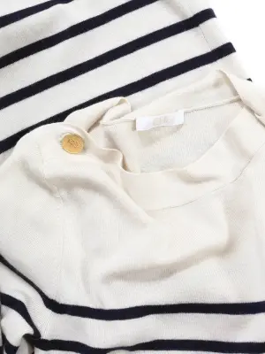 Robe pull marinière en cachemire écru rayé bleu marine Prix boutique 900€ Taille 36 — photo 4