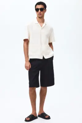 Chemise Regular Fit avec col cubain - Crème — photo 3