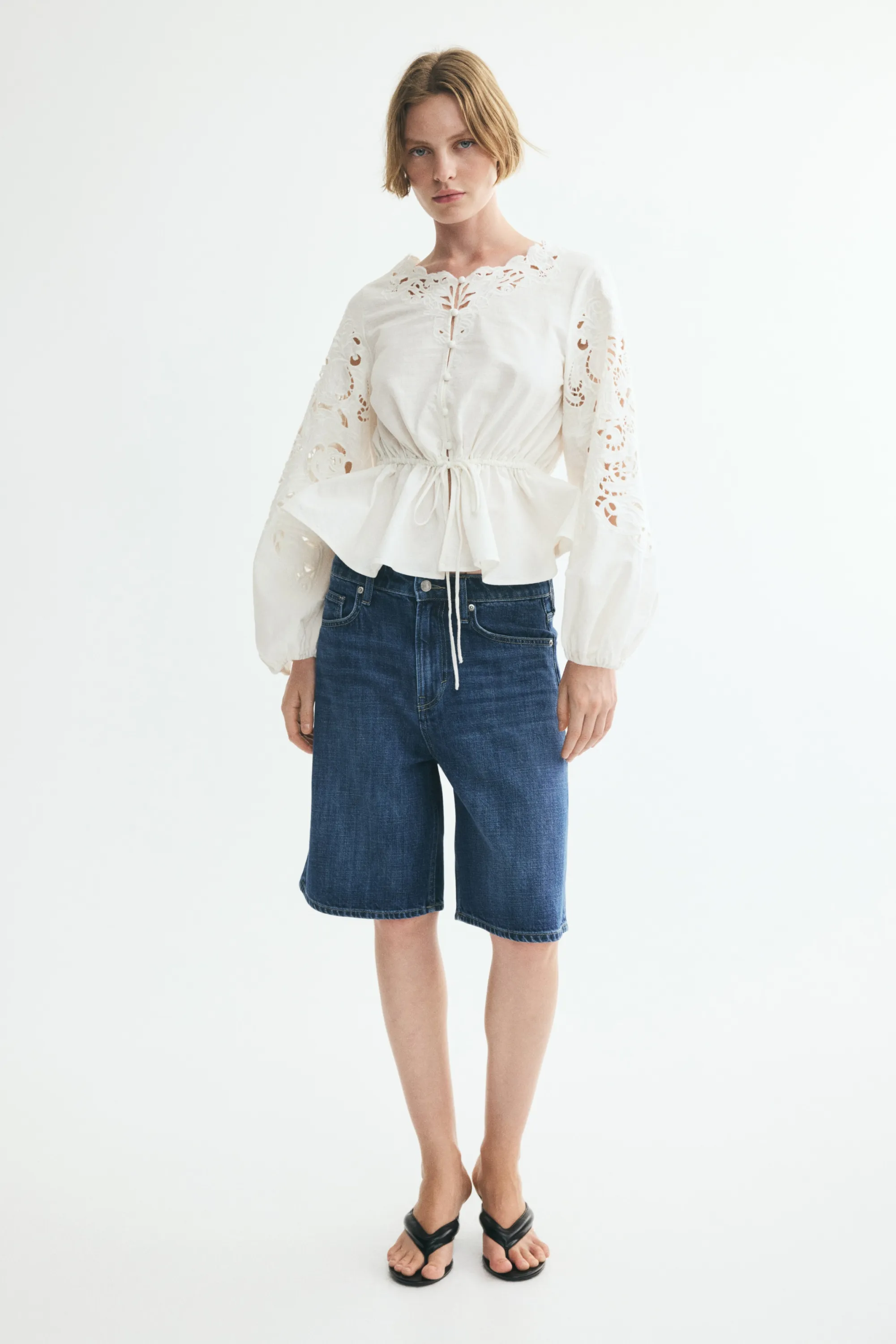 Blouse péplum avec broderie anglaise - Crème