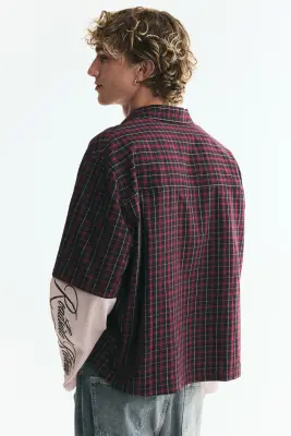 Chemise superposée Relaxed Fit - Rouge foncé/carreaux — photo 3
