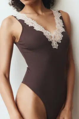 Body string en coton avec encolure en V - Marron foncé — photo 2