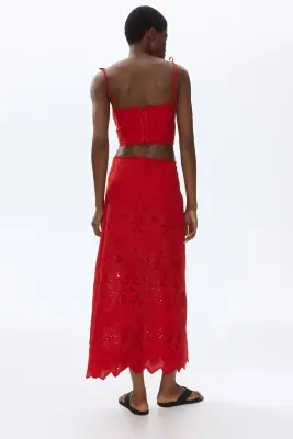 Jupe en coton avec broderie anglaise - Rouge vif — photo 2
