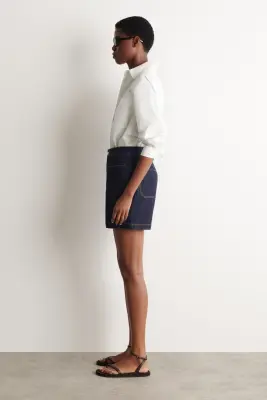 SHORT EN DENIM À DÉTAILS POCHES - BLEU ENCRE — photo 1