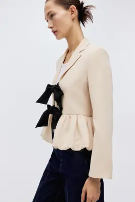 Blazer avec base à effet boule - Beige clair — photo 4