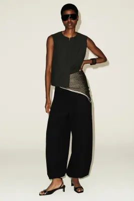 PANTALON BALLON EN JERSEY FRONCÉ - NOIR — photo 5