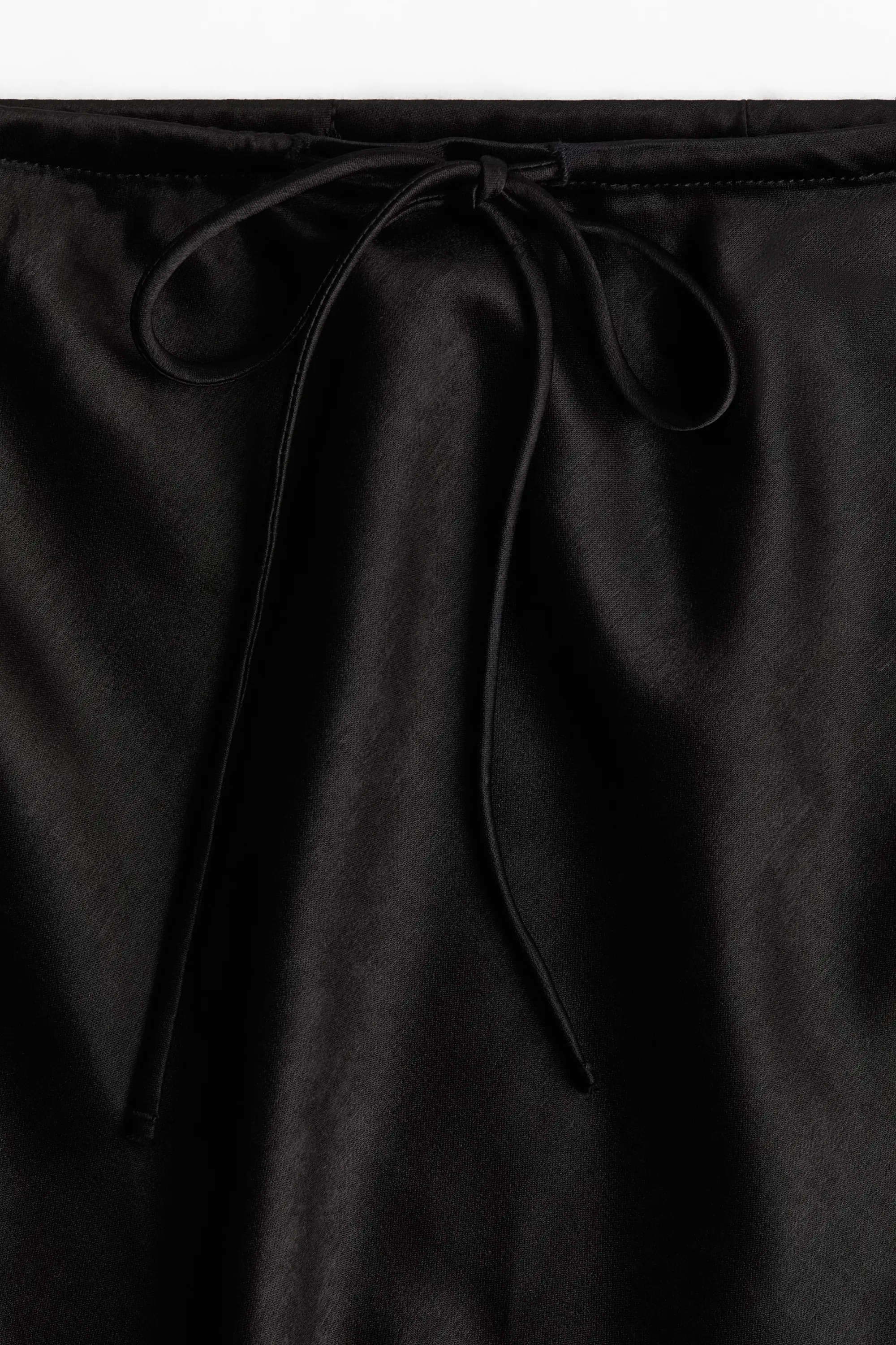 Jupe en satin avec cordon de serrage - Noir