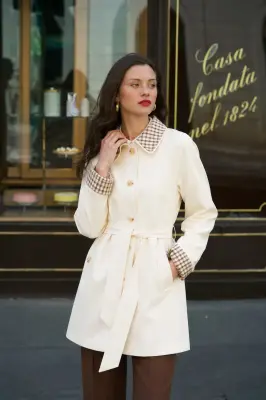 Charlie Short Trenchcoat - Cream — photo 1