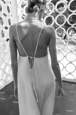 Robe froissée avec bretelles à nouer - Crème — photo 2