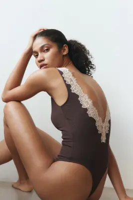 Body string en coton avec encolure en V - Marron foncé — photo 3