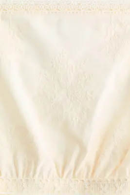 Robe à dos ouvert avec dentelle - Crème — photo 4
