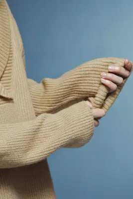 Pull en maille côtelée avec col châle - Beige — photo 2