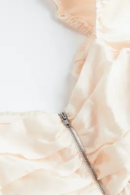 Blouse péplum courte avec manches bouffantes - Beige poudré clair — photo 3