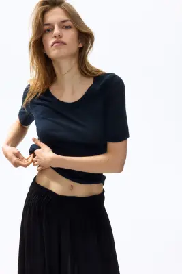 T-shirt en coton pima avec encolure dégagée - Bleu marine — photo 2
