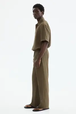 Pantalon texturé Relaxed Fit - Vert kaki — photo 4