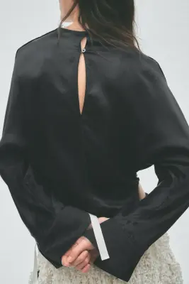 Top en acétate avec bords à cru - Noir — photo 2
