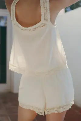 Short brodé en viscose mélangée - Crème — photo 3