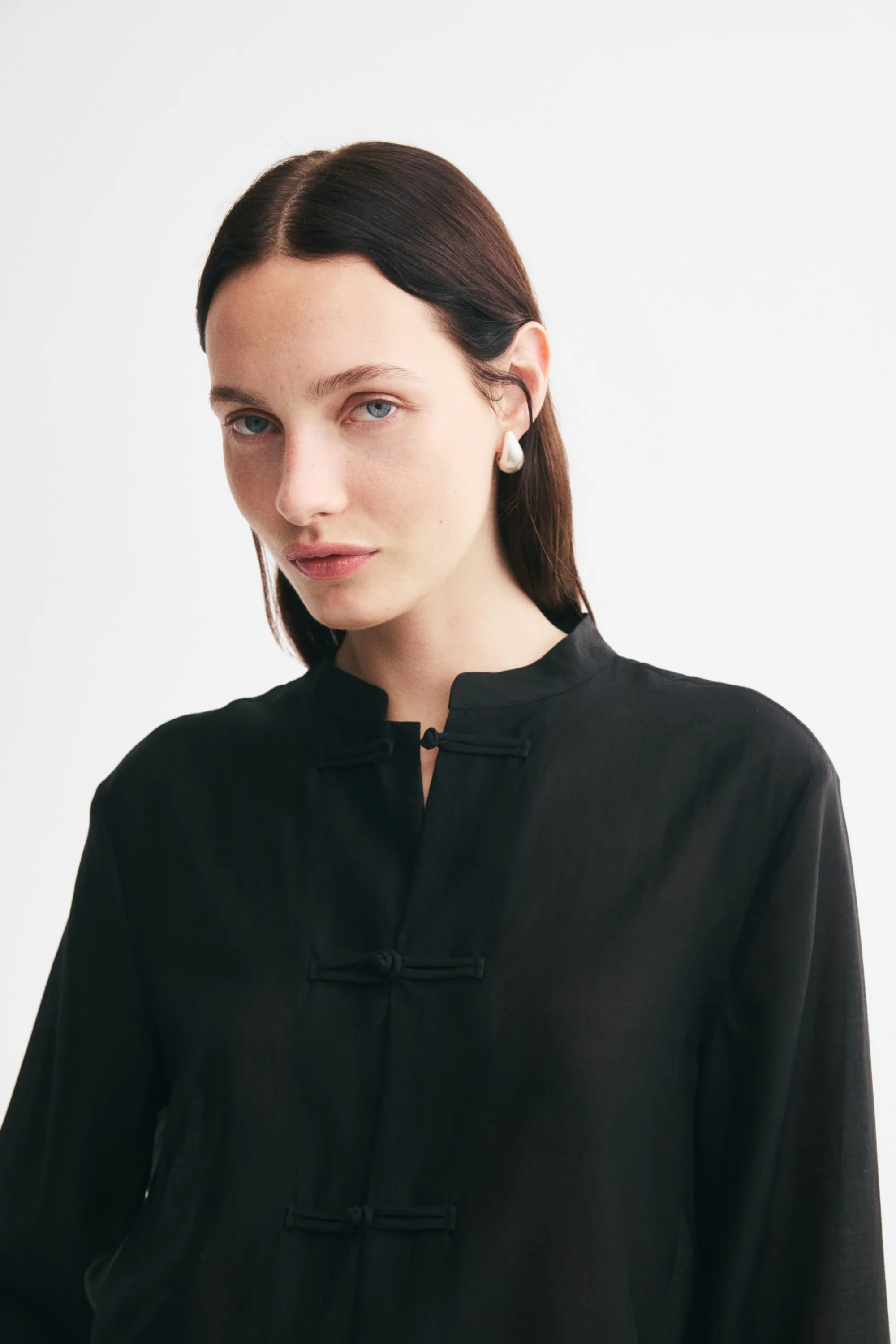 Chemise avec boutons noués - Noir