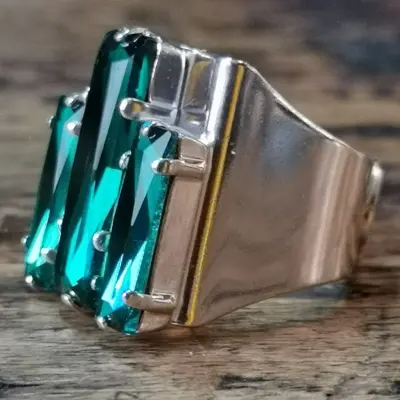 Debbie 3 crystal ring — photo 1