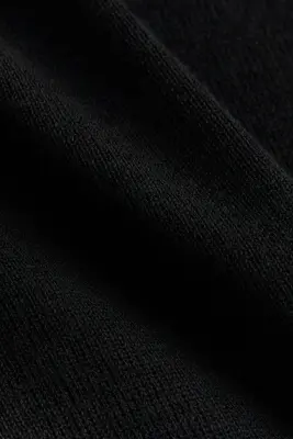 Top en maille fine avec col cheminée - Noir — photo 5