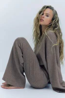 Pantalon large en maille côtelée - Grège — photo 4