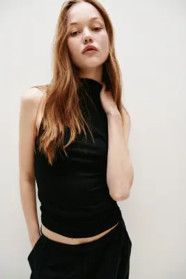 Top sans manches avec col cheminée - Noir — photo 2