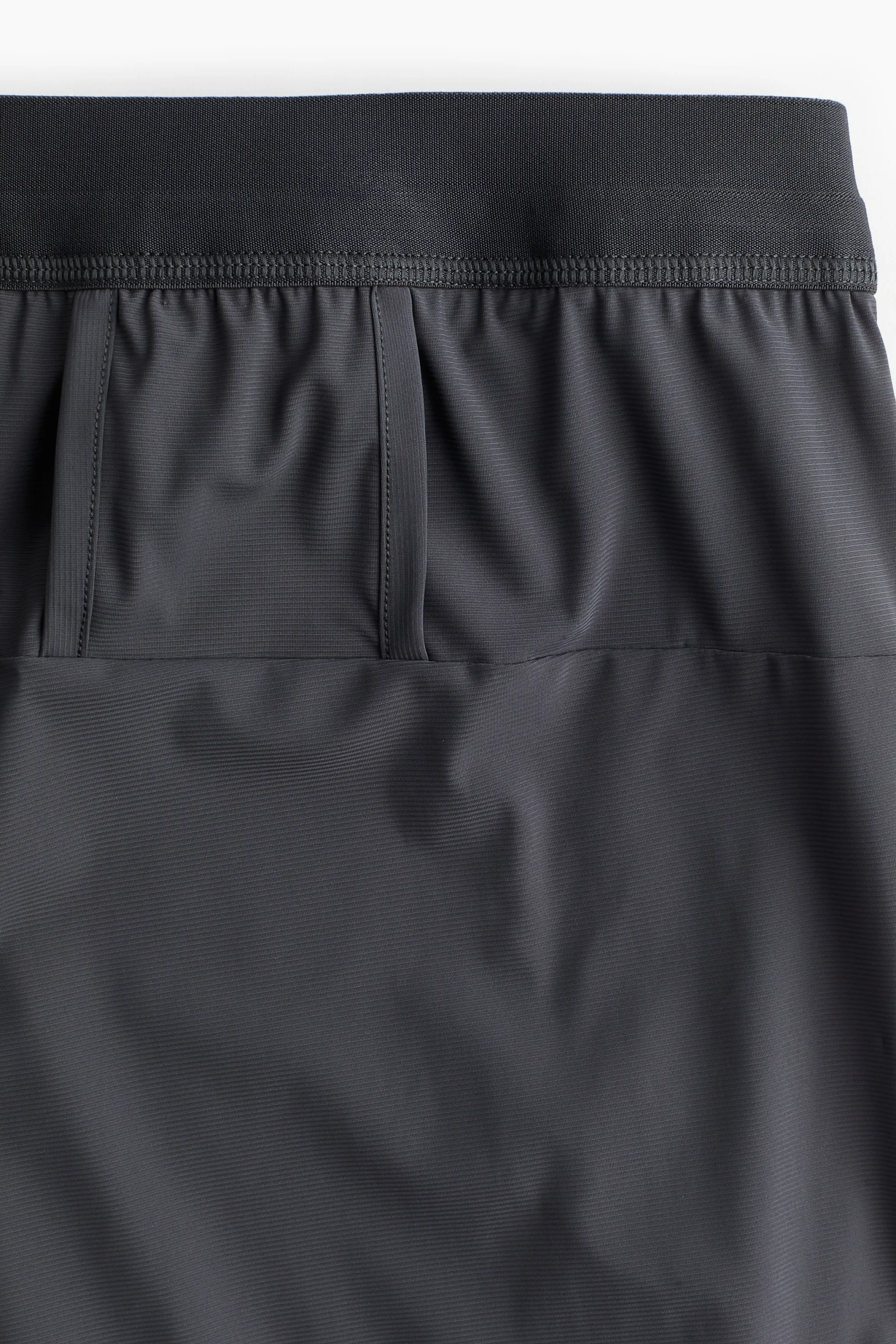 Short de sport mi-long 2-en-1 DryMove™ - Gris foncé