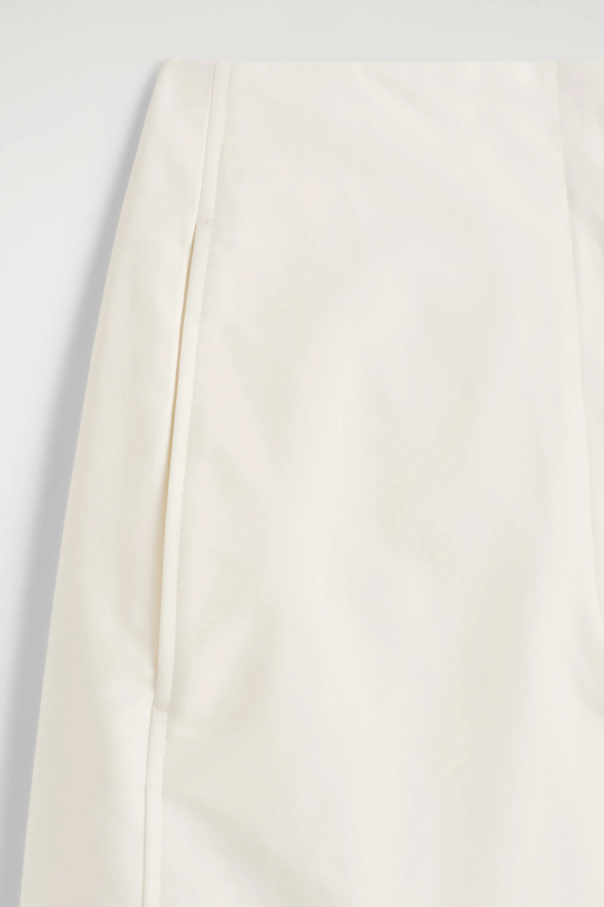 PANTALON BARREL EN COTON PIMA - BLANC