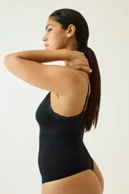 Body string Light Shape - Noir — photo 2