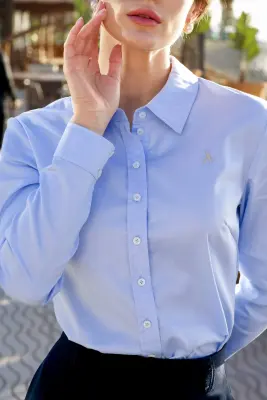 Alia Button Down Blouse - Light blue — photo 4