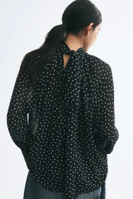 Blouse avec col cravate - Noir — photo 3
