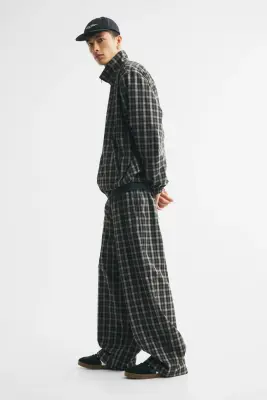 Pantalon de survêtement Loose Fit - Grège clair/carreaux — photo 3