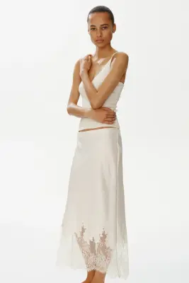 Jupe en satin avec dentelle - Crème — photo 3