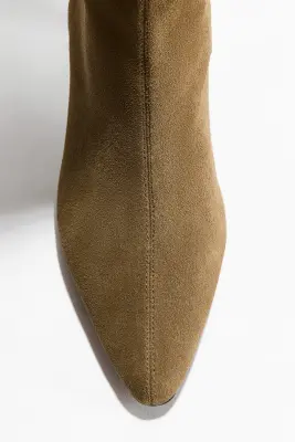 Bottes de hauteur genou en cuir velours fendu - Beige foncé — photo 2