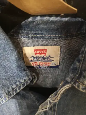 Chemise en jean Levi's — photo 2