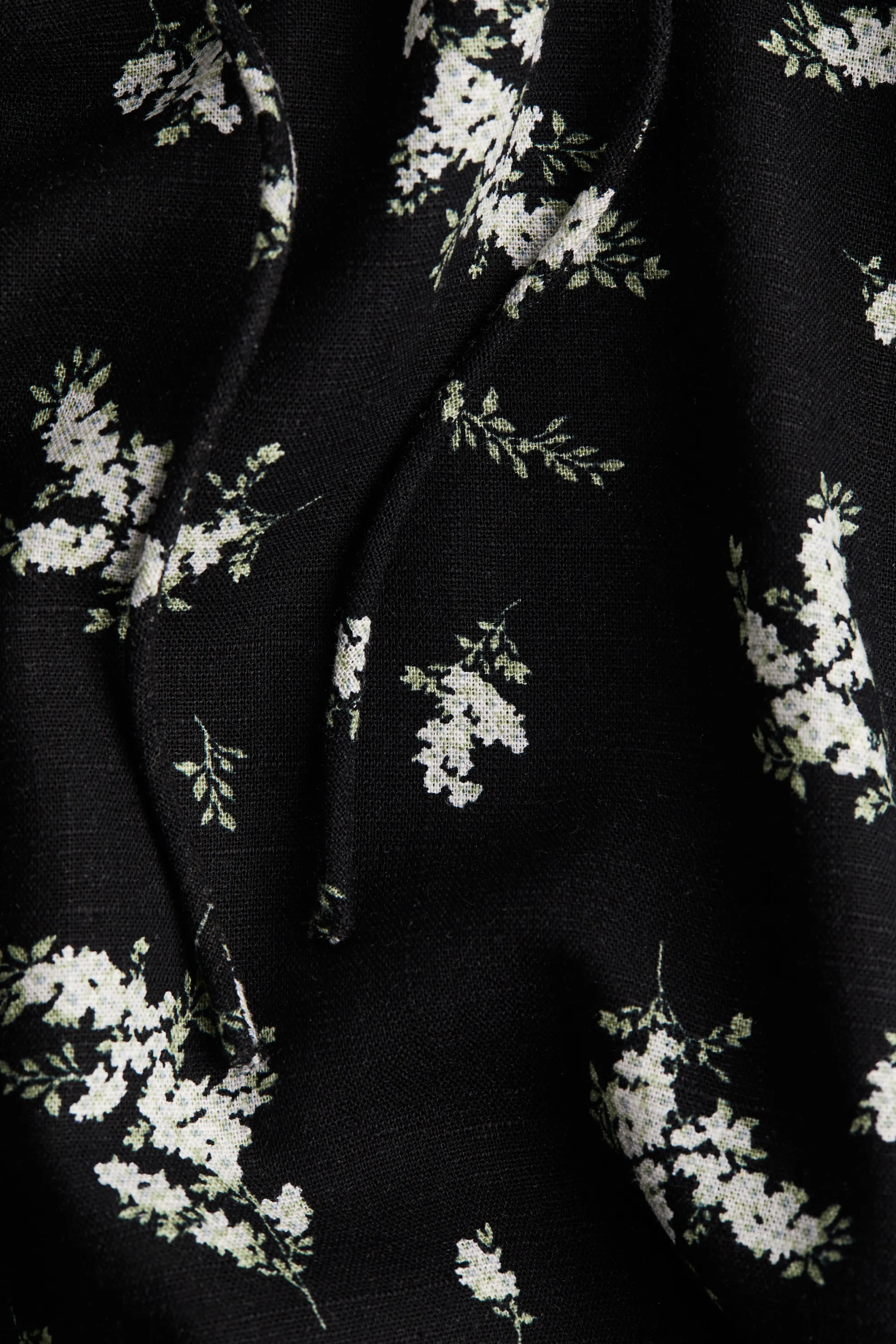 Robe maxi avec détail à nouer - Noir/fleuri