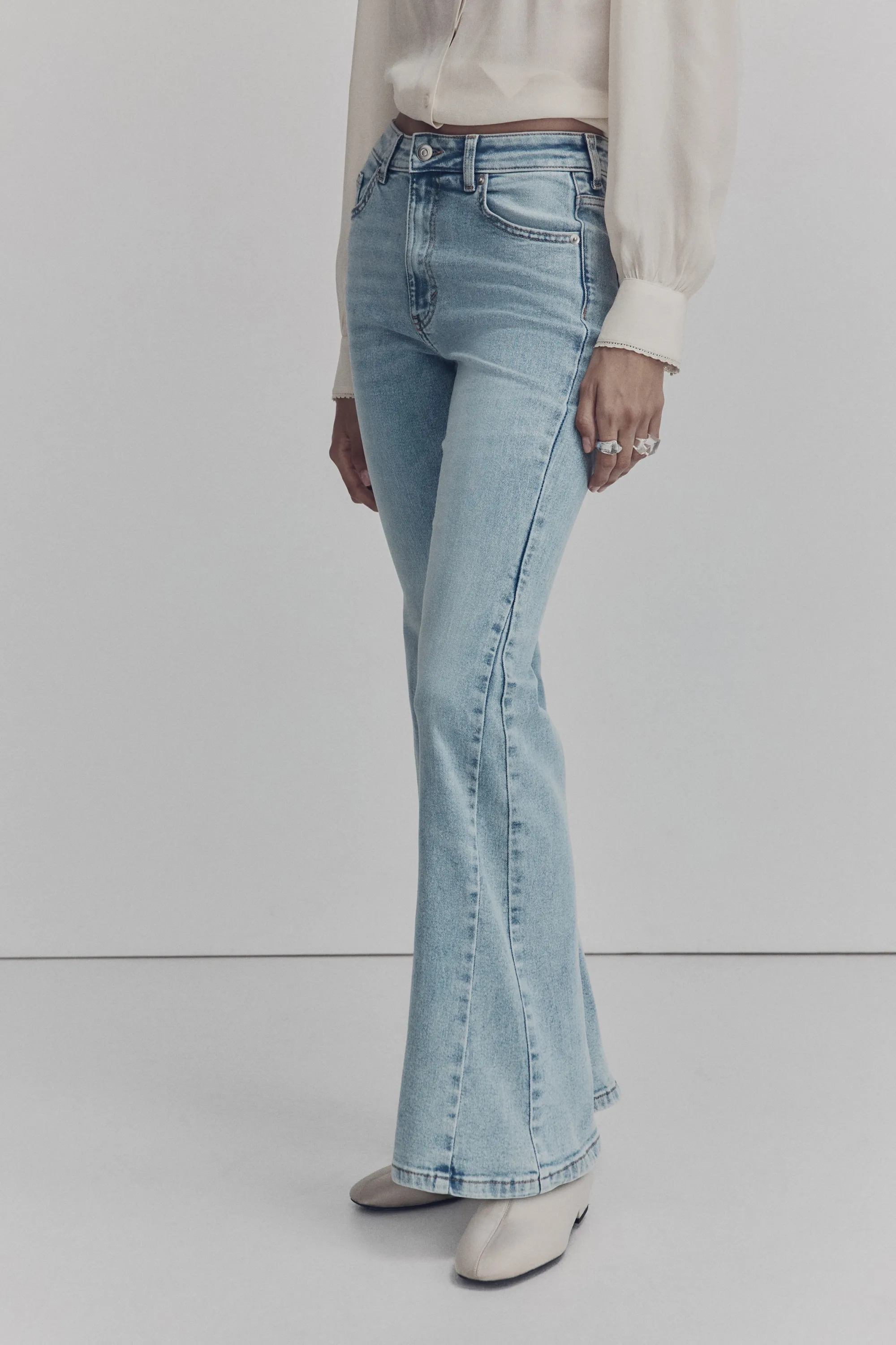 Flared High Jeans - Bleu denim clair