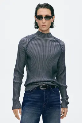 Pull Slim Fit en maille côtelée avec col cheminée - Bleu marine/rayé — photo 2