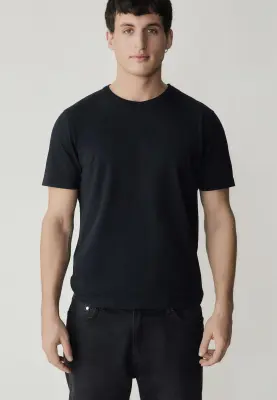 Le t-shirt classique - Noir — photo 3
