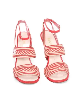 Sandales à talon en cuir rouge à rayures blanc crème Croisière 2020/2021 Prix boutique 950€ Taille 38 — photo 2