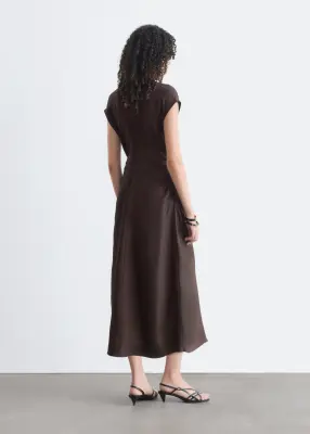 Robe en soie à détail torsadé - Marron foncé — photo 5