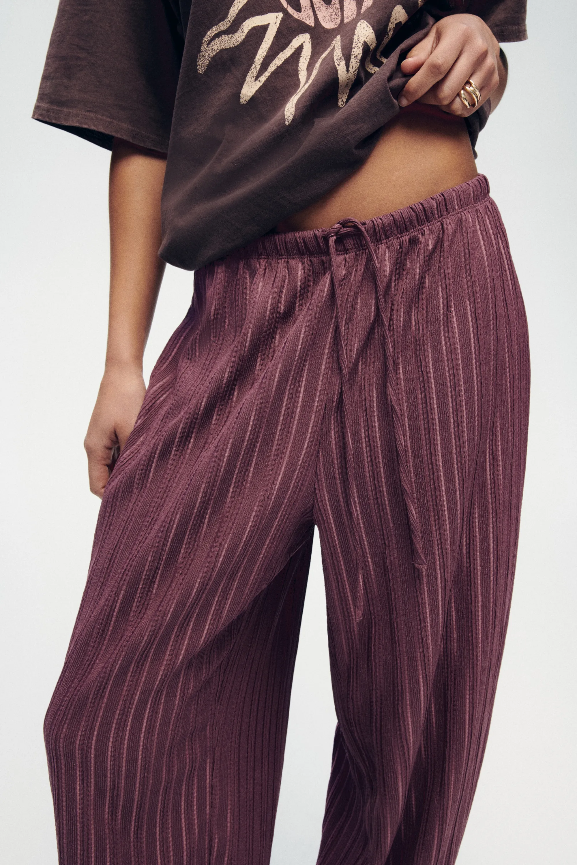 Pantalon texturé à jambes ballon - Violet ancien