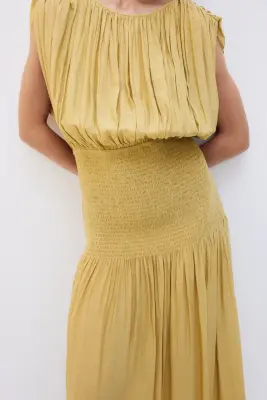 MAMA Robe d'allaitement mockée avec cape - Jaune ancien — photo 2