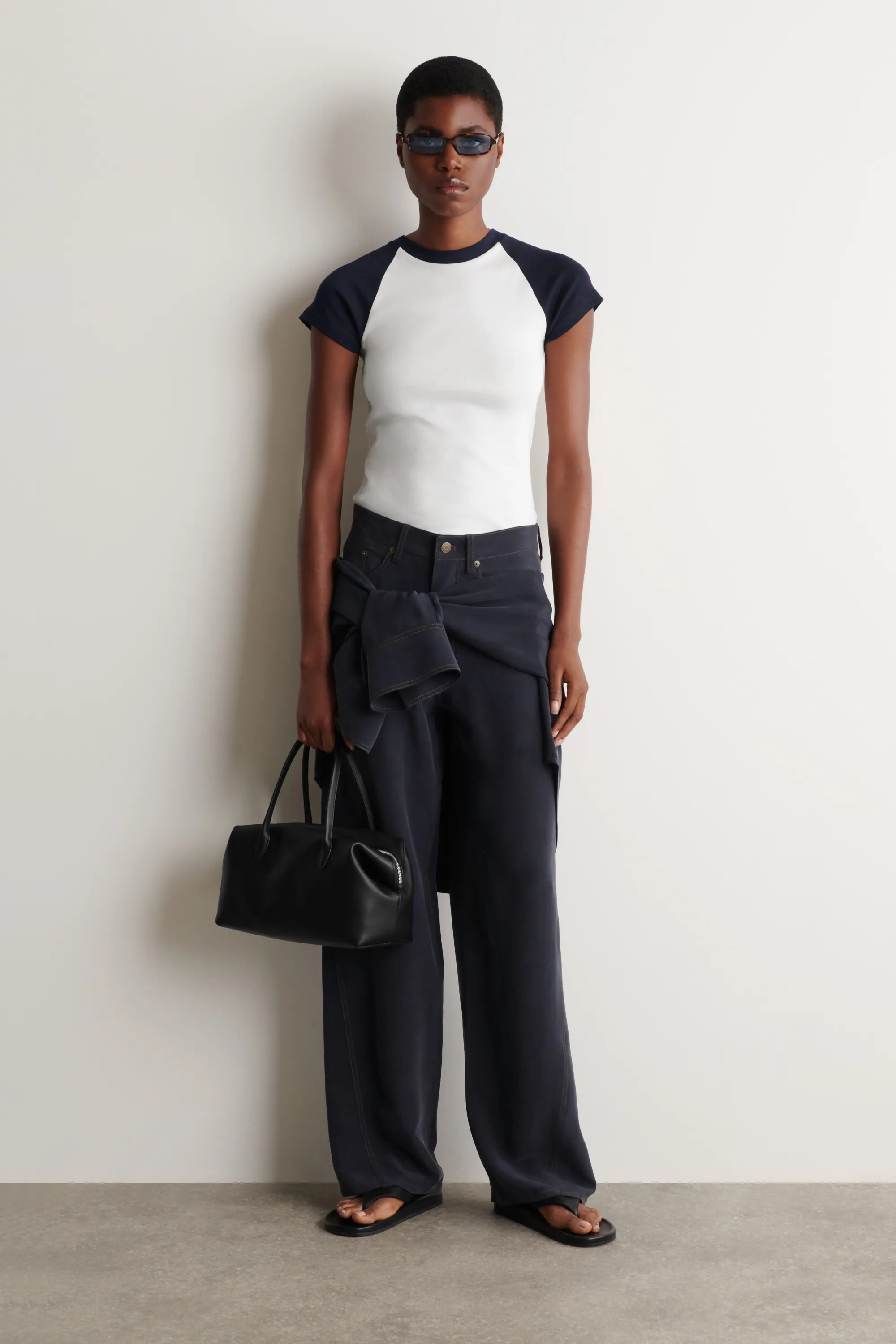 T-SHIRT SLIM À MANCHES RAGLAN EN COTON - Blanc / Bleu marine